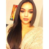 Lisa Ramos taking a selfie