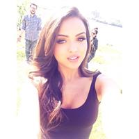 Lisa Ramos taking a selfie