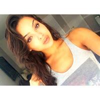 Lisa Ramos taking a selfie