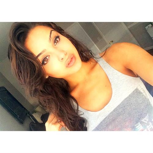 Lisa Ramos taking a selfie