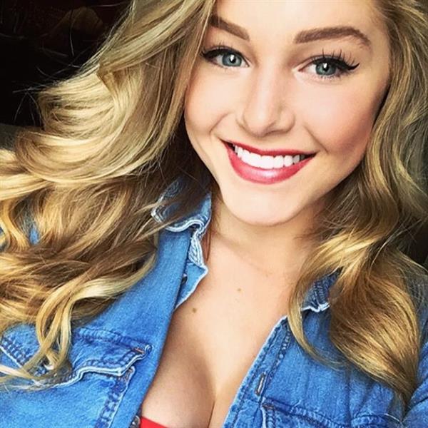 Courtney Tailor