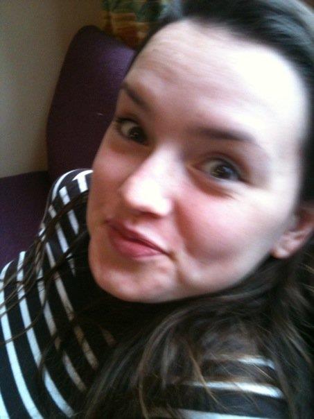 Daisy Ridley taking a selfie