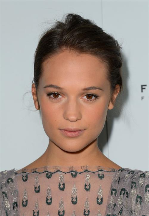 Alicia Vikander