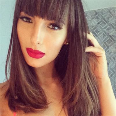 Brittny Ward taking a selfie