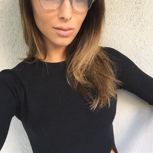 Brittny Ward taking a selfie