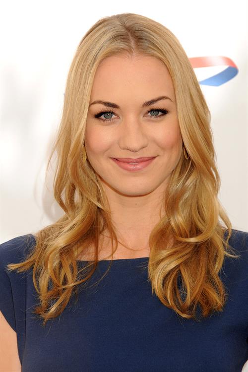Yvonne Strahovski