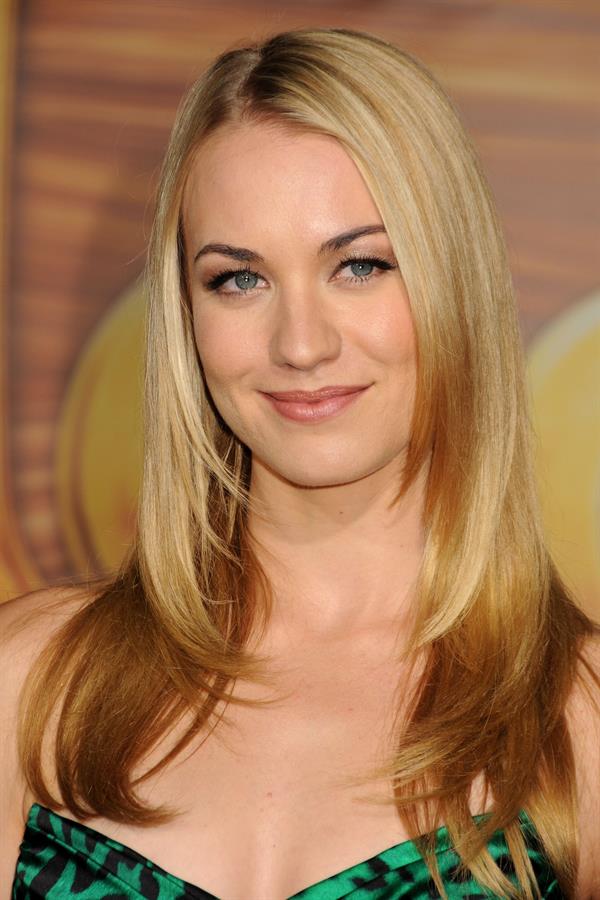 Yvonne Strahovski