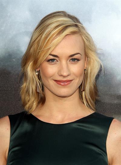 Yvonne Strahovski