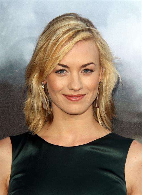 Yvonne Strahovski