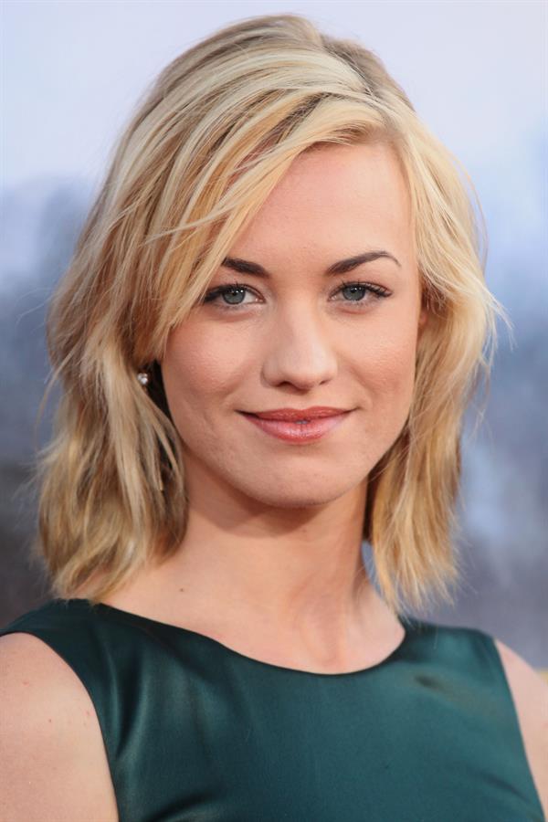 Yvonne Strahovski