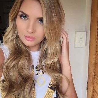 Sarah Louise Harris taking a selfie