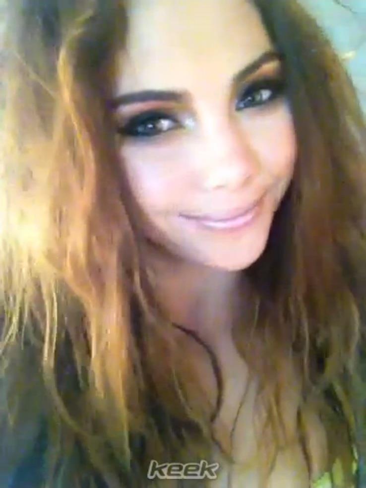 McKayla Maroney taking a selfie