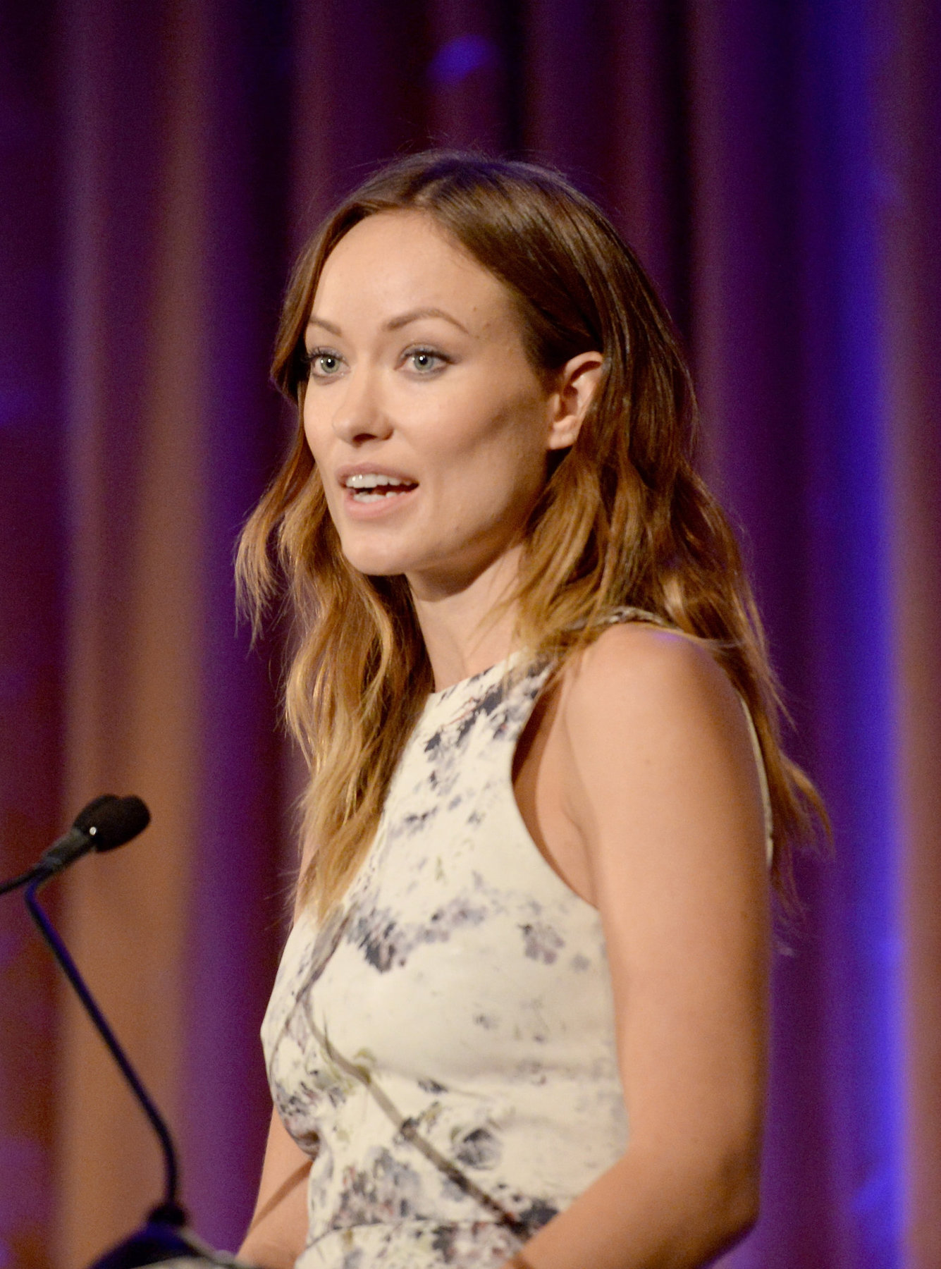 Olivia Wilde debuts her small baby bump while attending the 2013 International Women’s Media Foundation’s Courage in Journalism Awards at the Beverly Hills Hotel on Tuesday (October 29, 2013) in Beverly Hills, Calif.