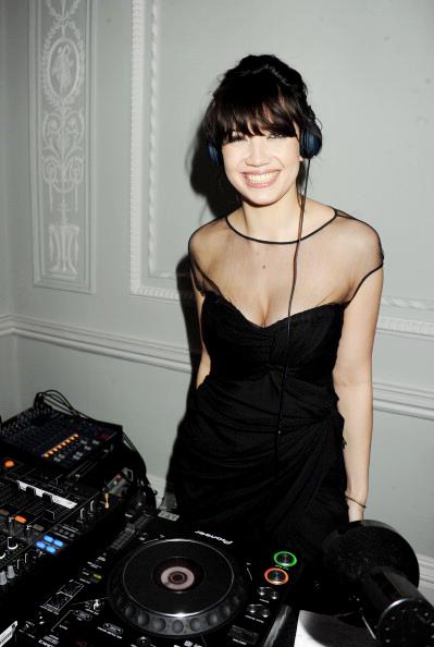 Daisy Lowe