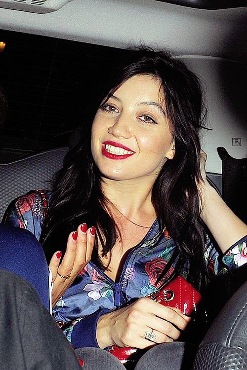 Daisy Lowe