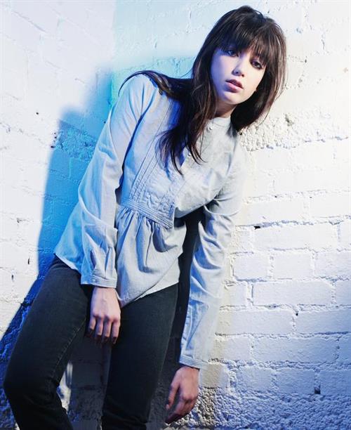 Daisy Lowe