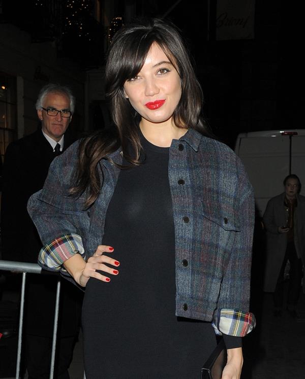 Daisy Lowe