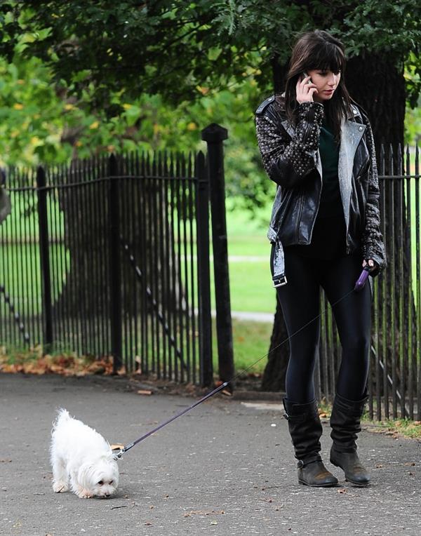 Daisy Lowe