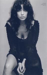 Daisy Lowe
