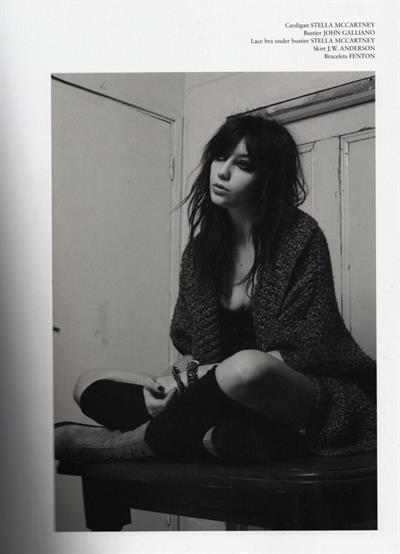 Daisy Lowe