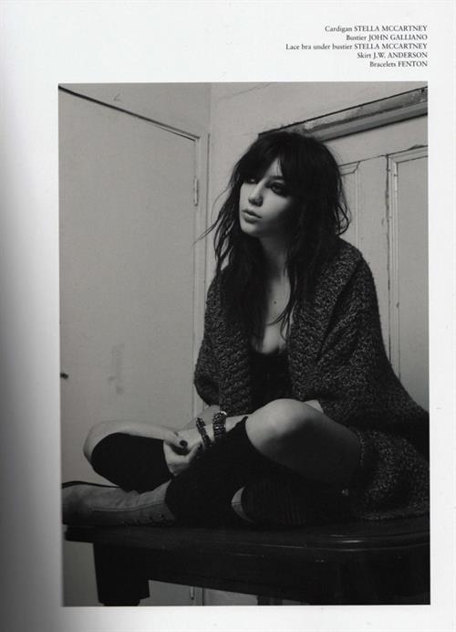 Daisy Lowe