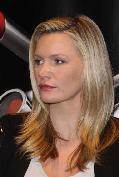 Natasha Henstridge