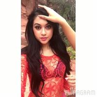 Jailyne Ojeda Ochoa taking a selfie