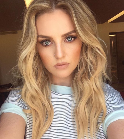 Perrie Edwards taking a selfie