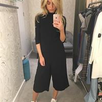 Nicola Hughes taking a selfie