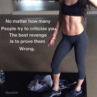 Jen Selter in Yoga Pants