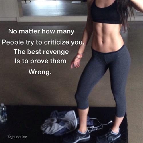 Jen Selter in Yoga Pants