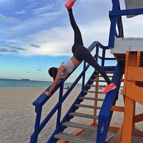 Jen Selter in Yoga Pants