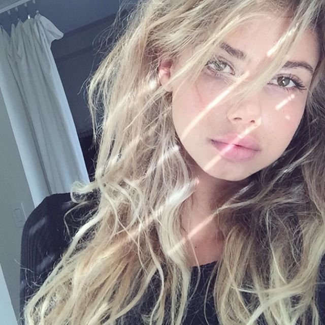 Sahara Ray taking a selfie