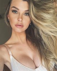 Emily Sears taking a selfie