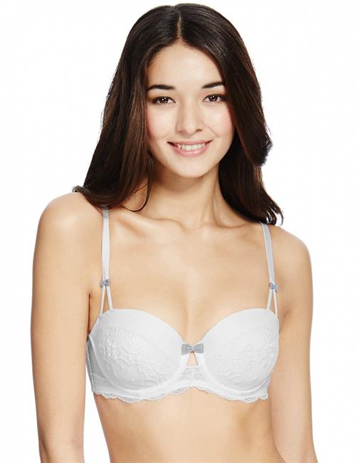 Anelia Moor in lingerie