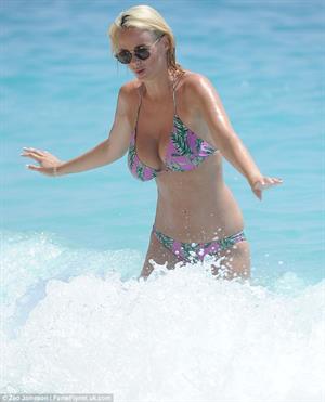 Rhian Sugden and Oliver Mellor on a vacation in Turkey