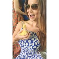 Amanda Cerny taking a selfie