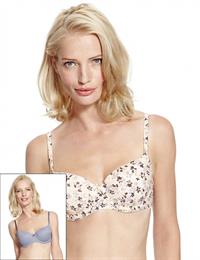 Jessica Van Der Steen in lingerie