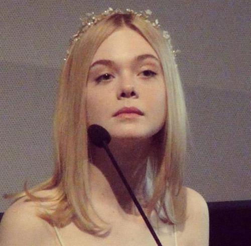 Elle Fanning