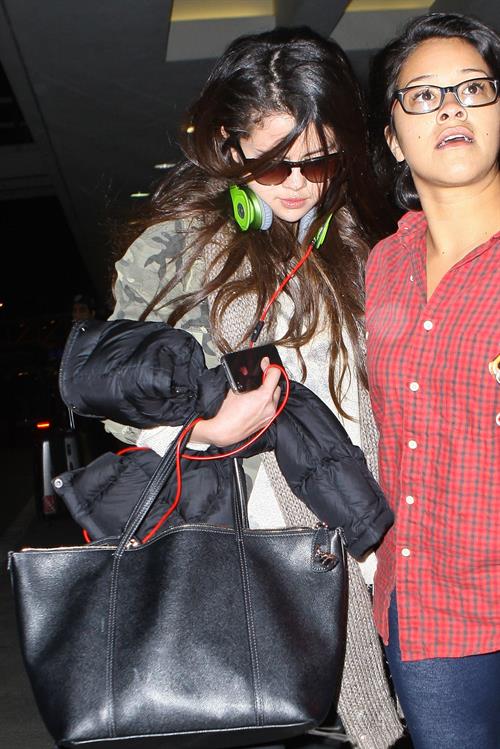 Selena Gomez – LAX airport arrival in LA 1/5/13 