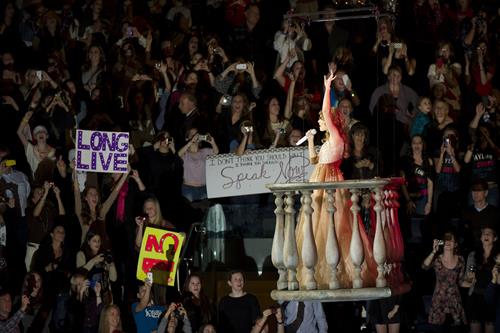 Taylor Swift and Selena Gomez performing at Madison Square Garden in New York, November 11, 2011 