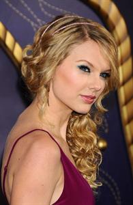 Taylor Swift at the 2008 CMT Music awards in Nashville 