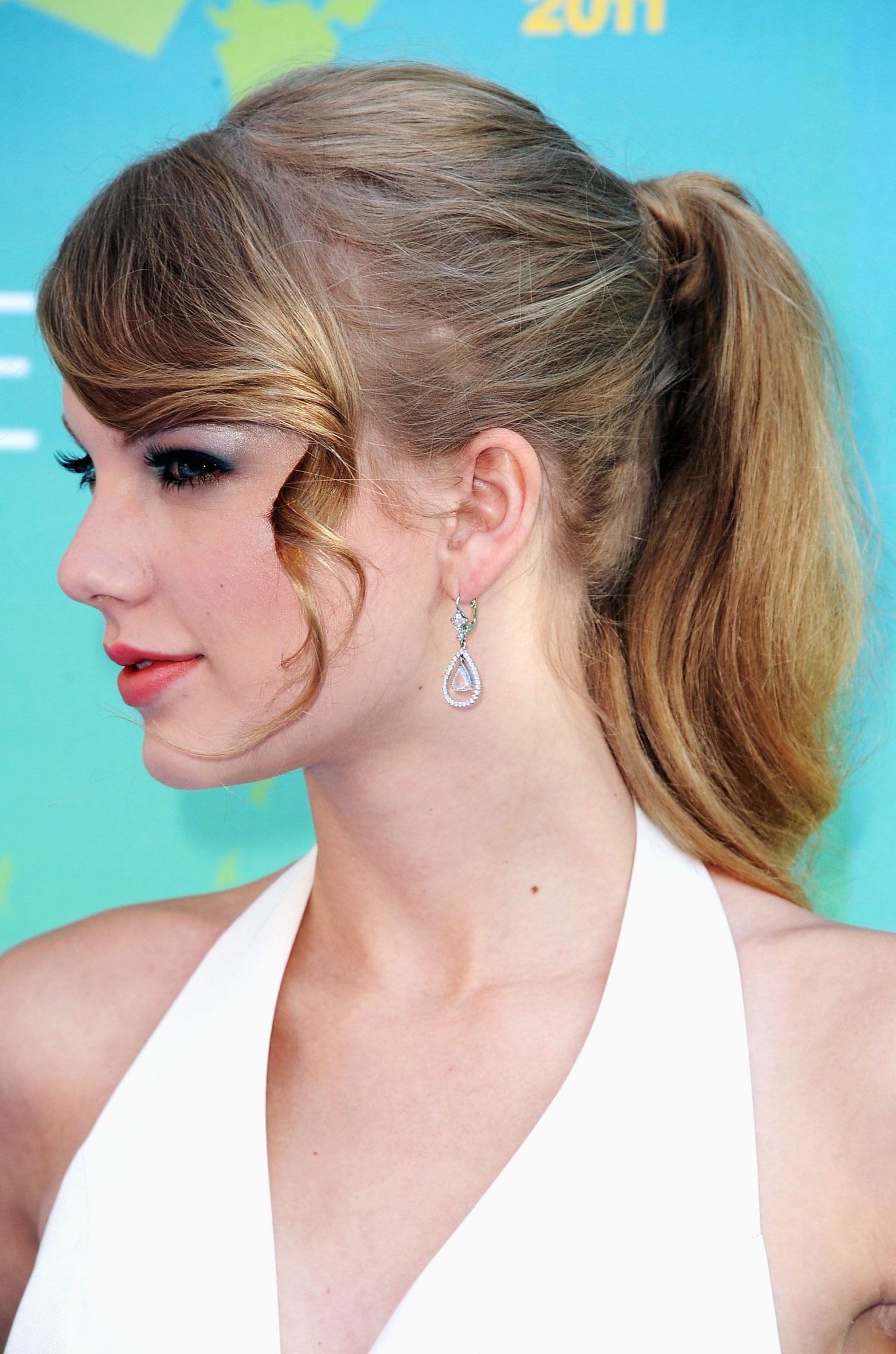 Taylor Swift at the 2011 Teen Choice Awards August 07, 2011 