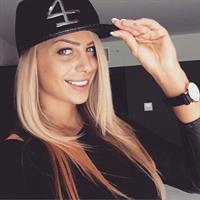 Yanita Yancheva taking a selfie