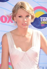Taylor Swift at the 2012 Teen Choice Awards in Universal City July 22, 2012 