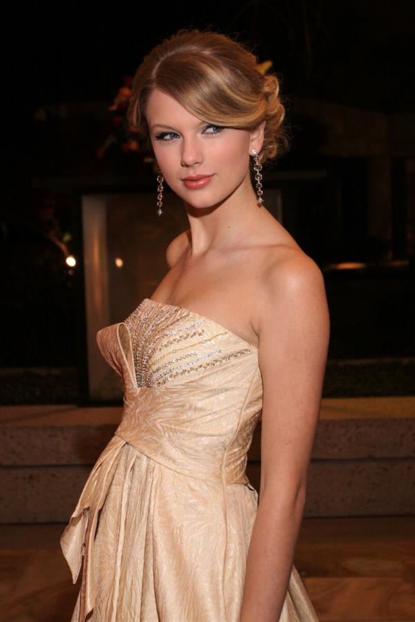 Taylor Swift 56th BMI Country Music Awards in Nashville 