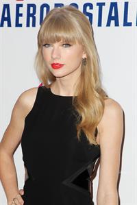 Taylor Swift Z100's Jingle Ball presented by Aeropostale 12/7/12 
