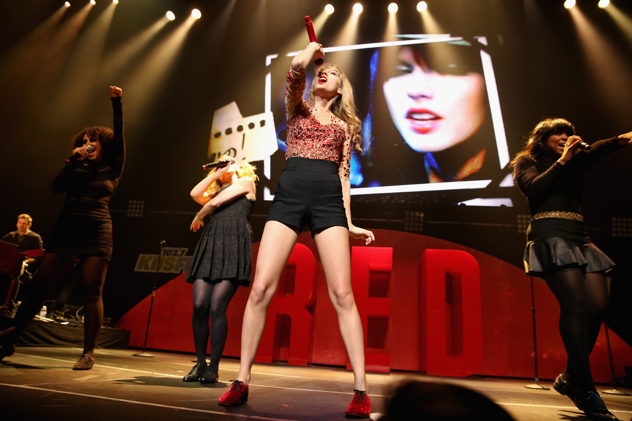 Taylor Swift on stage at the KIIS FM 2012 Jingle Ball concert at Nokia Theatre in Los Angeles - December 1, 2012 