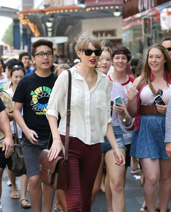 Taylor Swift out shopping in Sydney, Australia 