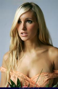 Ariella in Flowers for Body and Mind